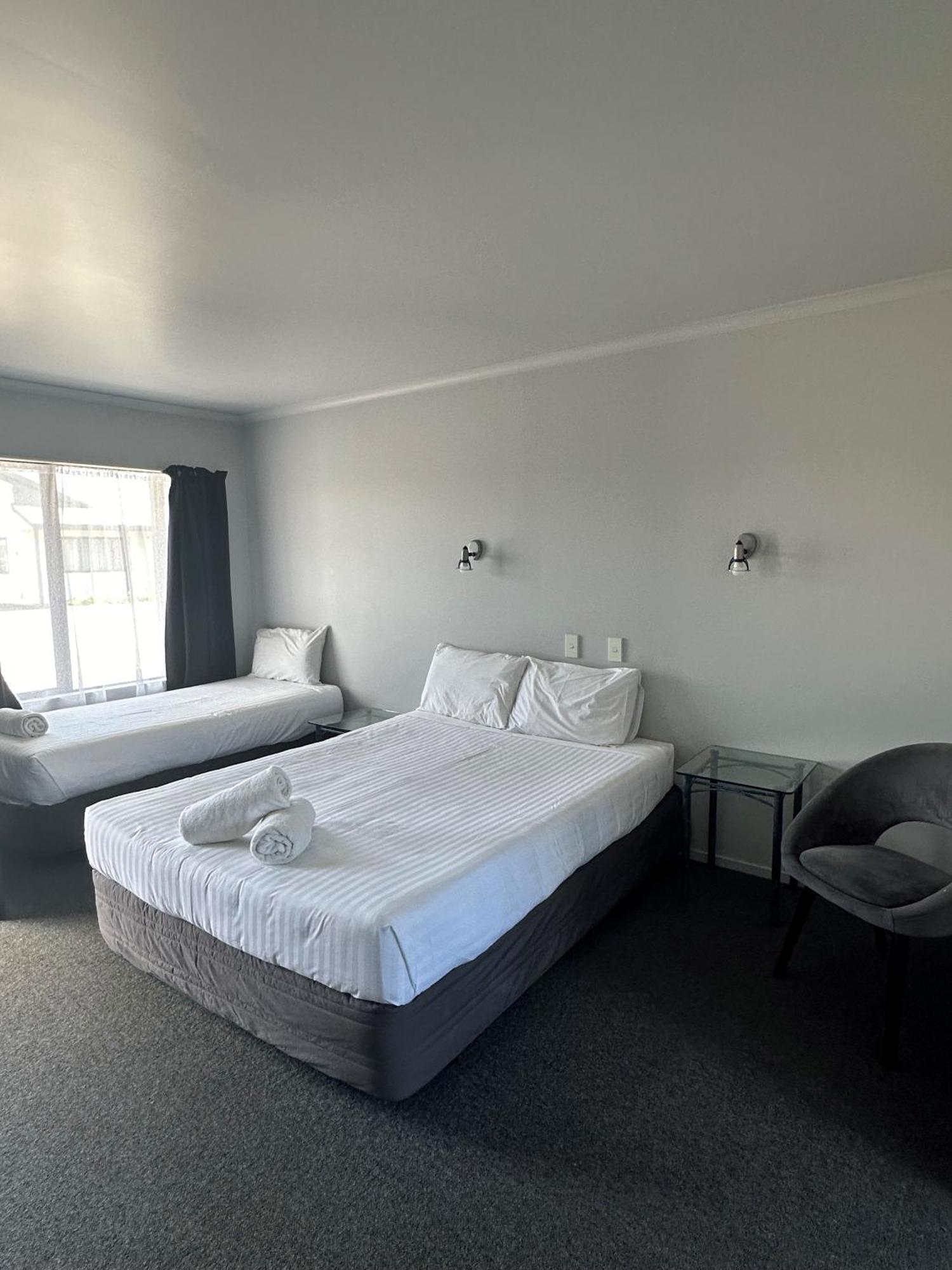 Eastland Pacific Motor Lodge โอโพทิกิ ภายนอก รูปภาพ