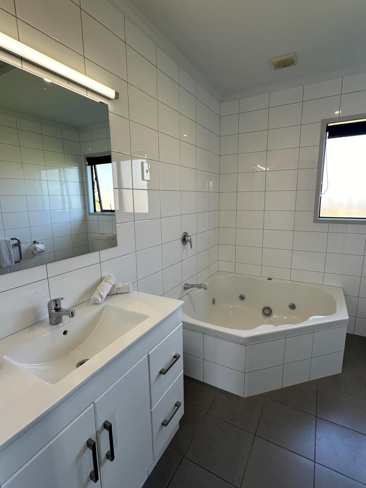Eastland Pacific Motor Lodge โอโพทิกิ ภายนอก รูปภาพ